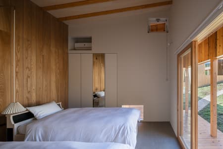 Necklace Villa